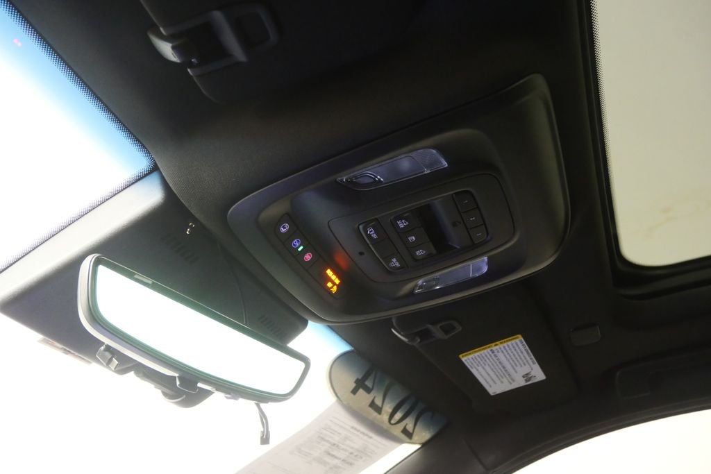 Used 2024 Summit White Cadillac V-Series image 25