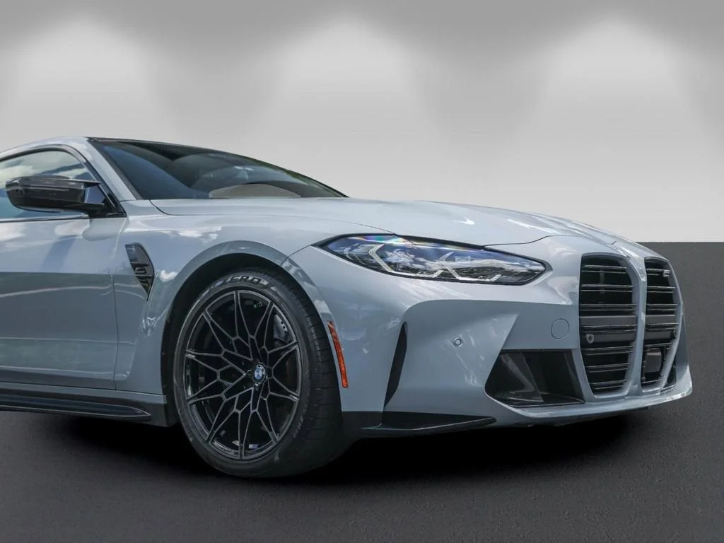 Used 2022 Brooklyn Gray Metallic BMW Competition image 9