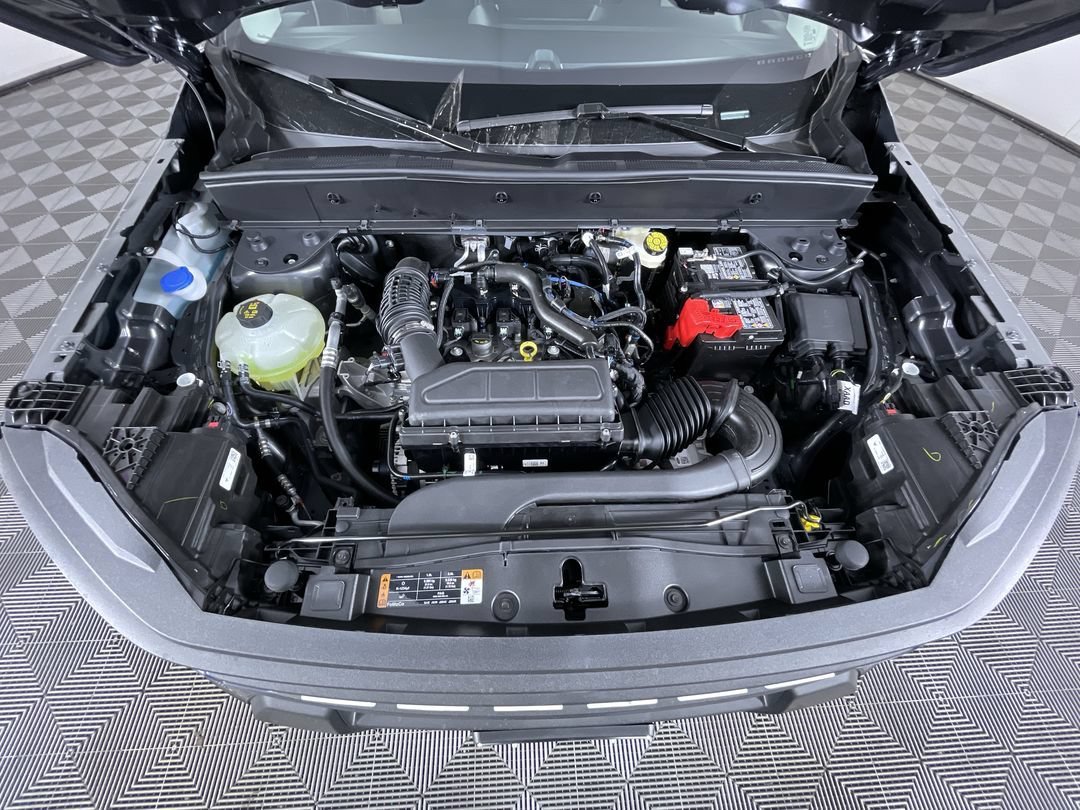 New 2026 Carbonized Gray Metallic Ford Big Bend image 28