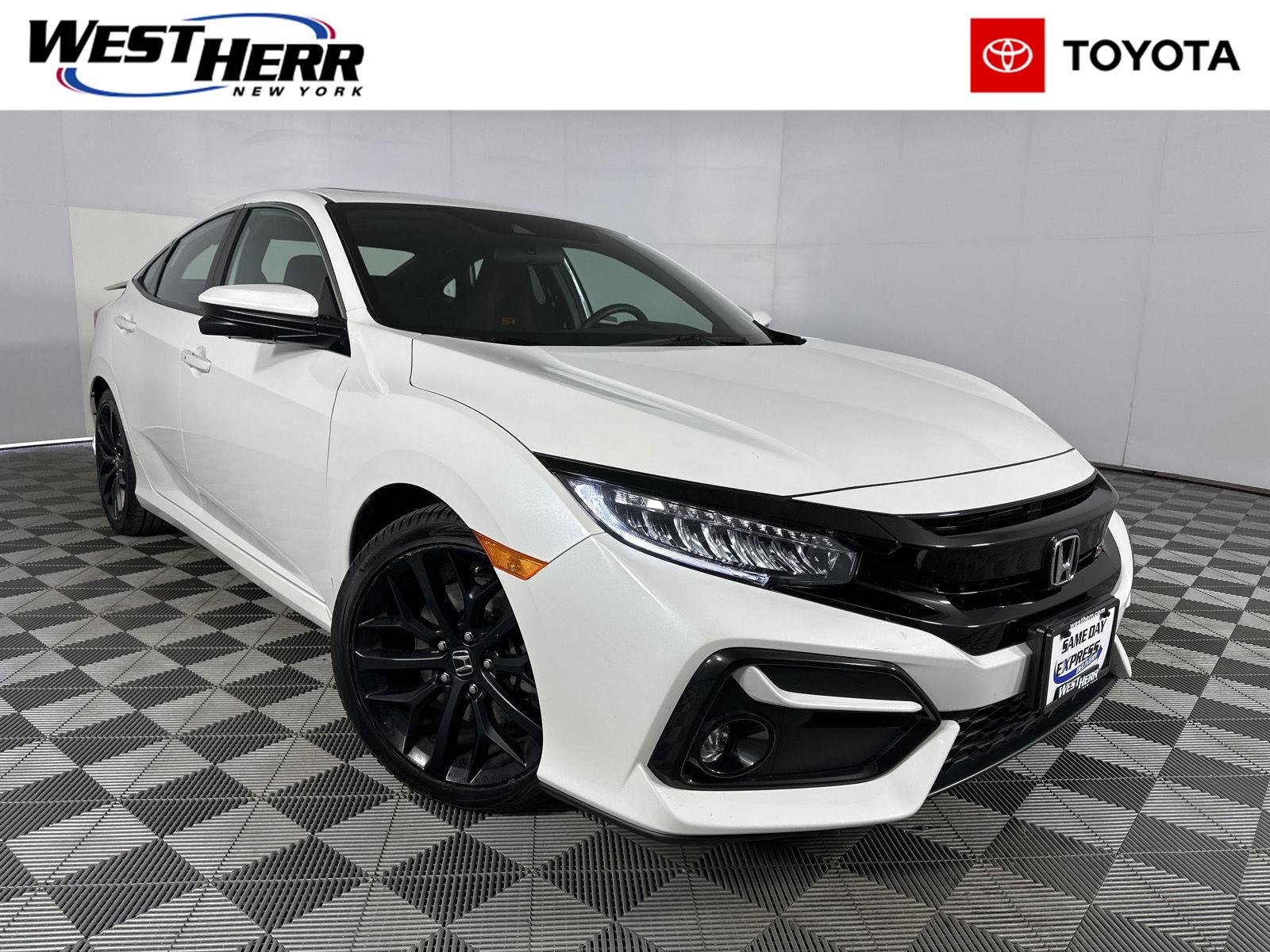 Used 2020 Platinum White Pearl Honda SI image 1