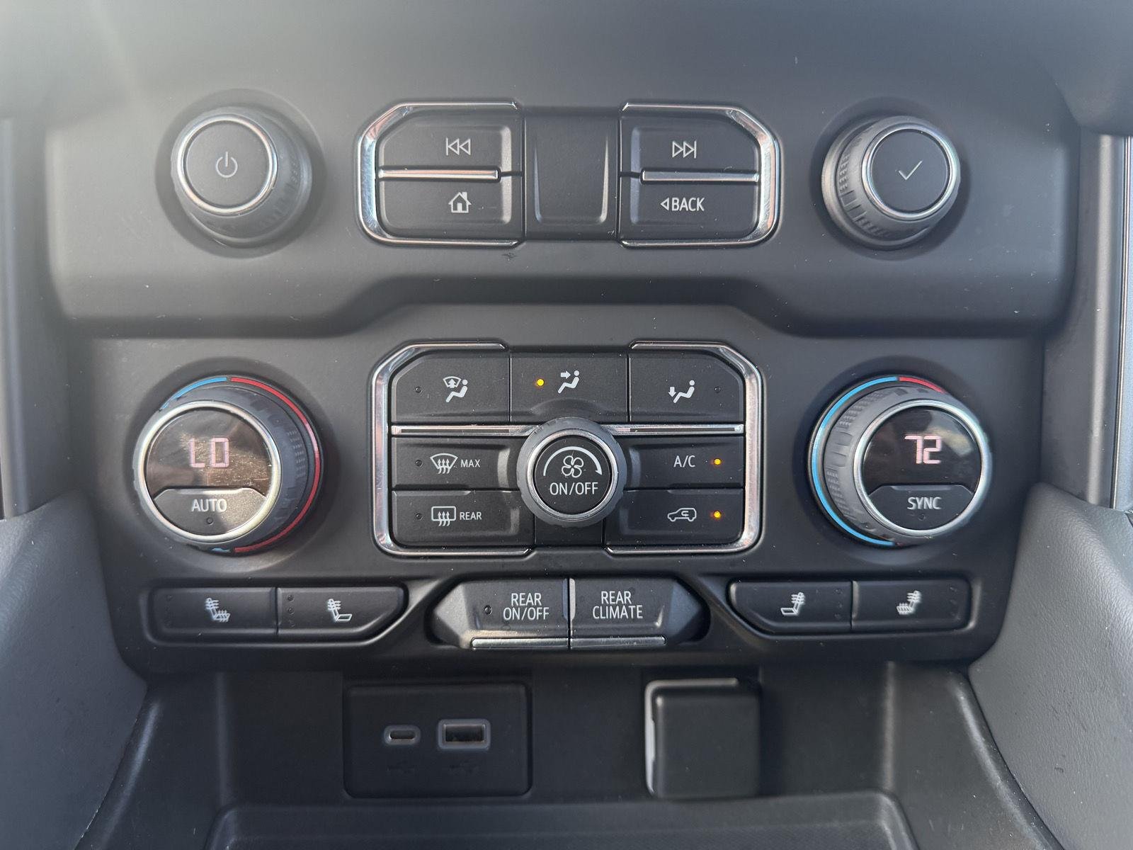 Used 2022 SUMMIT WHITE Chevrolet LT image 22