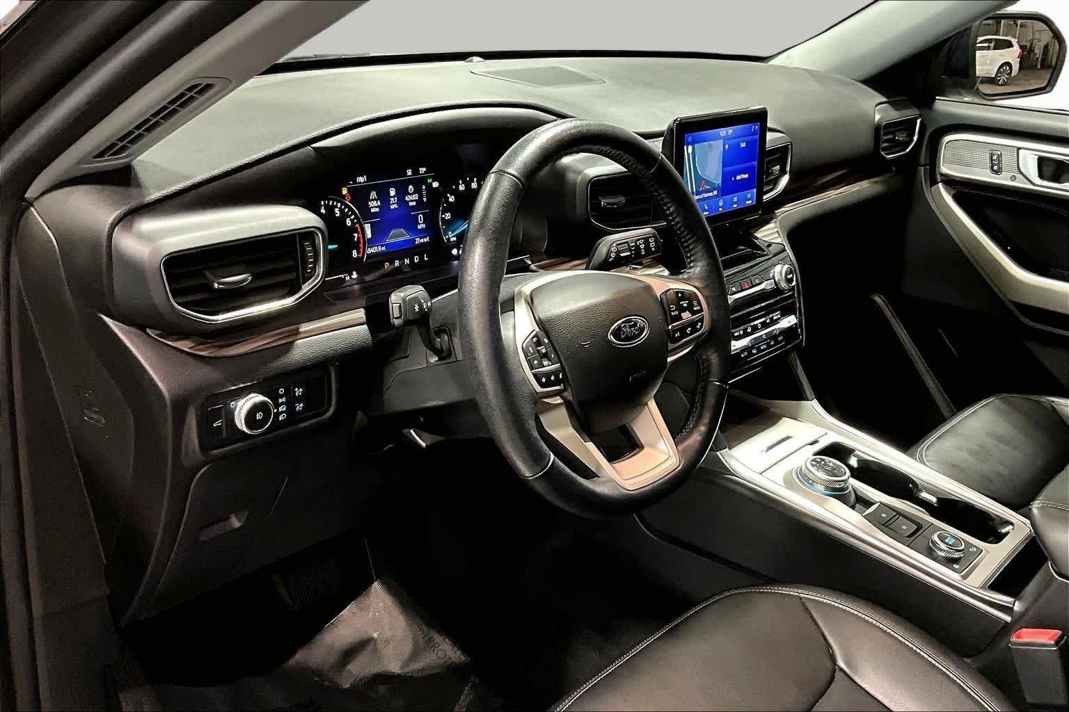 Used 2022 Carbonized Gray Metallic Ford Limited image 18