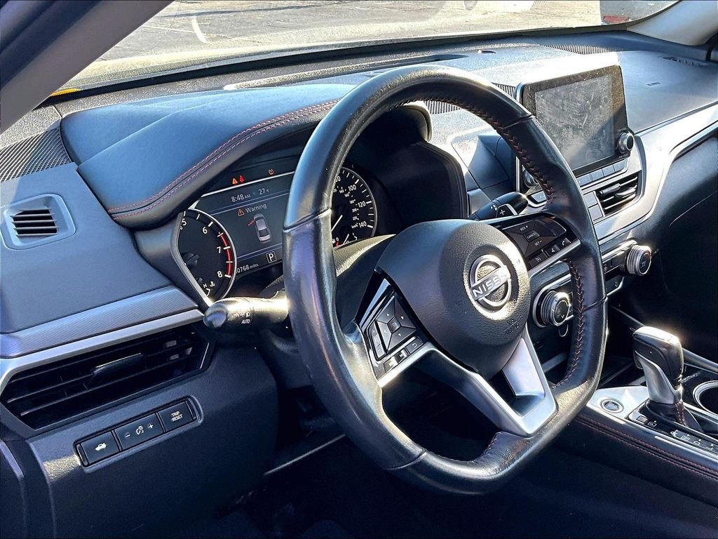 Used 2024 Black Nissan 2.5 SR image 8