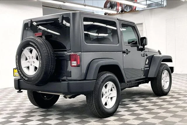 Used 2017 Granite Crystal Metallic Clearcoat Jeep Sport image 14