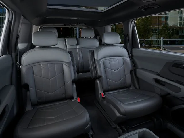 New 2027 White Kia X-Line SX image 16