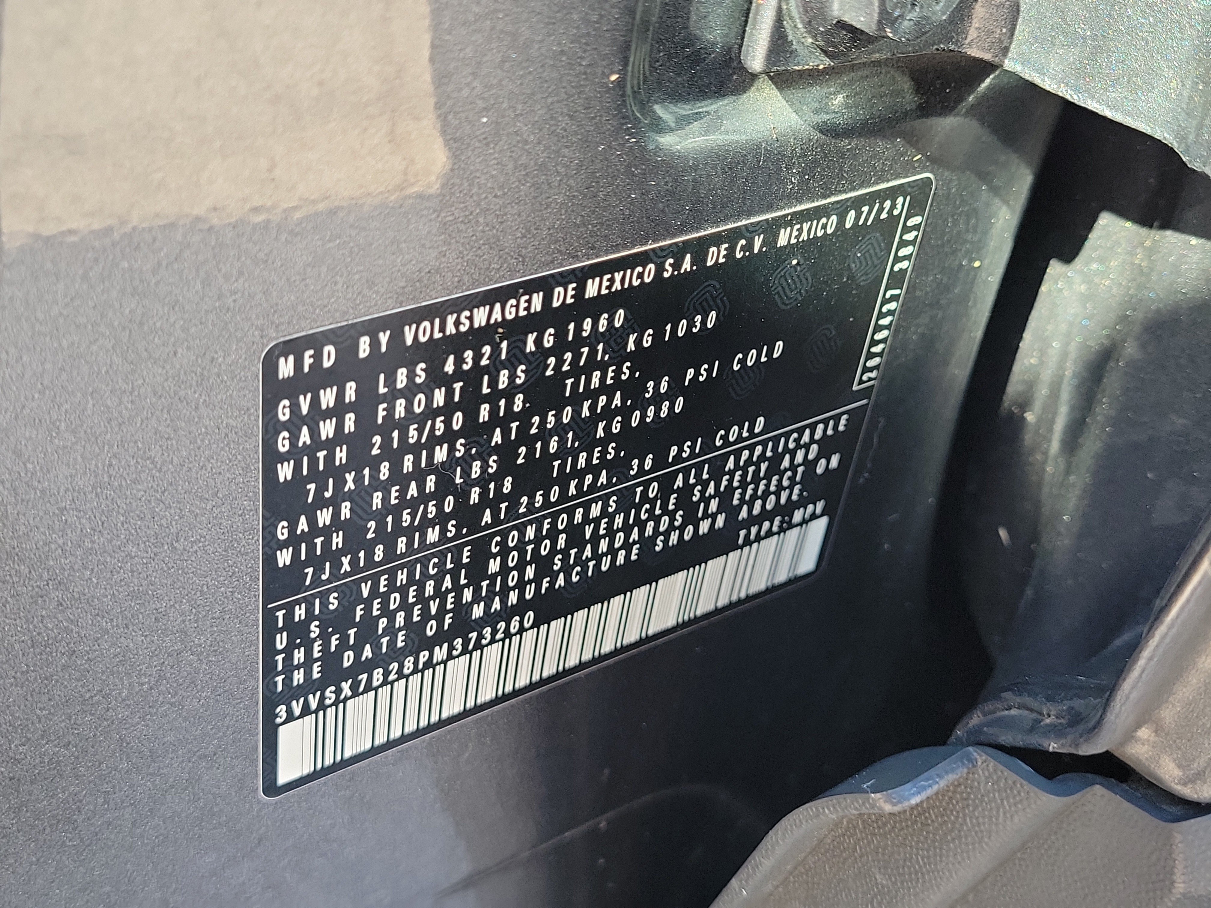 Used 2023  Volkswagen SE image 30