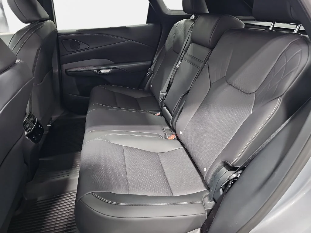 New 2026 Iridium Lexus PREMIUM PLUS image 10