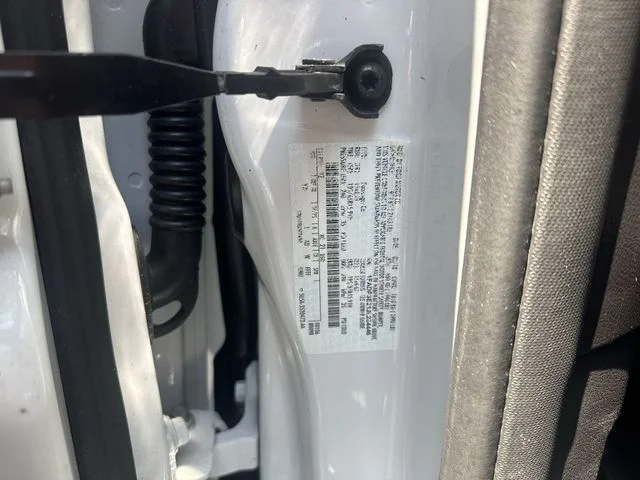 Used 2018 White Ford S image 35