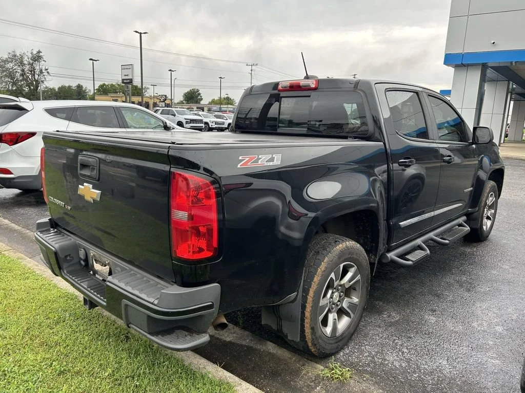 Used 2018 BLACK Chevrolet 4WD Z71 image 2
