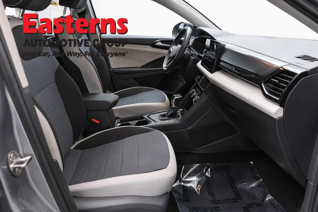 Used 2025 Silver Volkswagen 1.5T S image 22