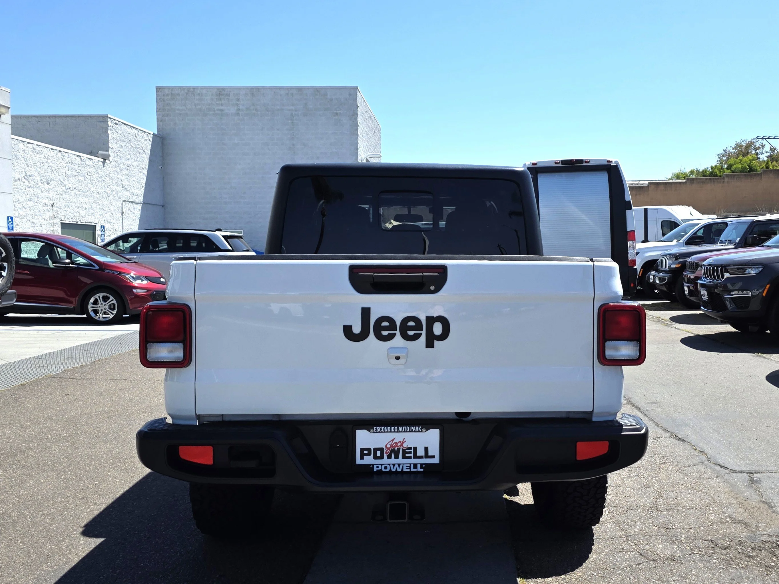 Used 2022 Bright White Clearcoat Jeep Sport image 4