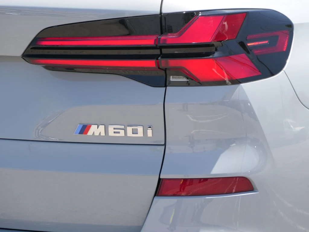 Used 2025 Brooklyn Grey Metallic BMW M60i image 4