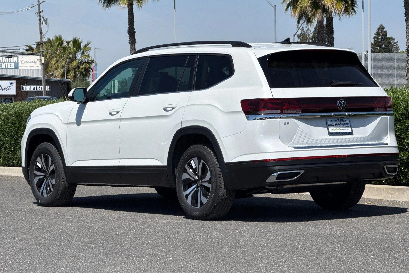 New 2026 Opal White Pearl Volkswagen 2.0T SE image 6