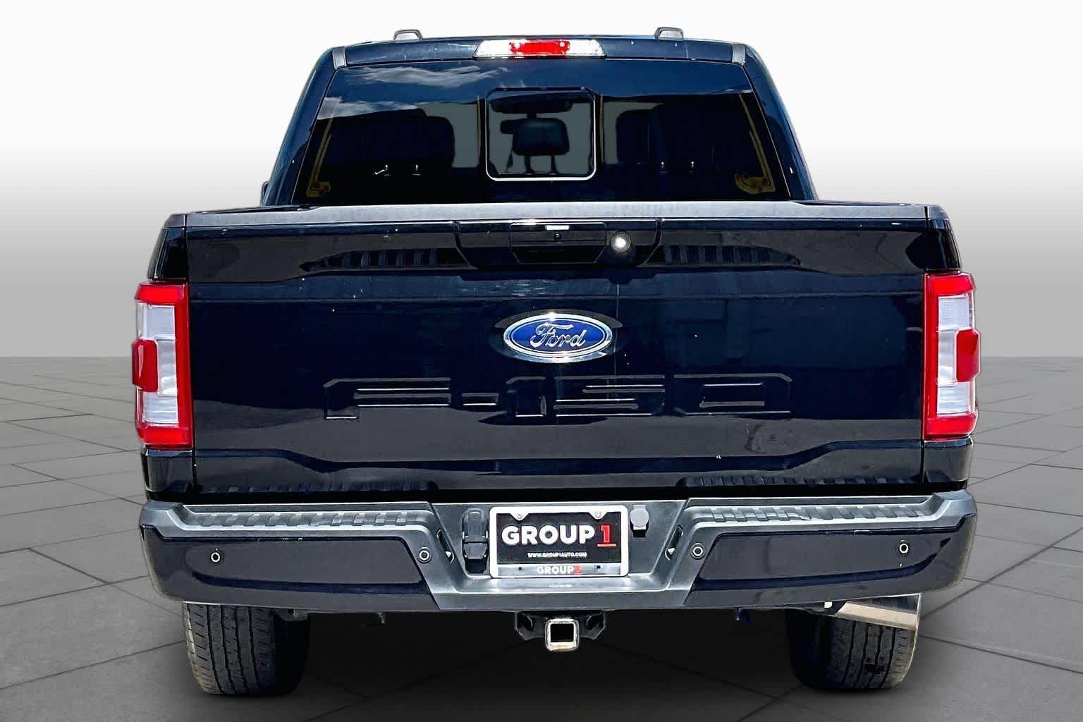 Used 2023 Agate Black Metallic Ford LARIAT image 5