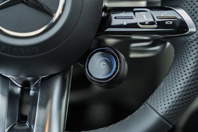 New 2026 Polar White Mercedes-Benz C 43 AMG® image 84