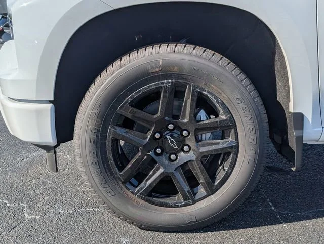 New 2026 Summit White Chevrolet Custom image 9