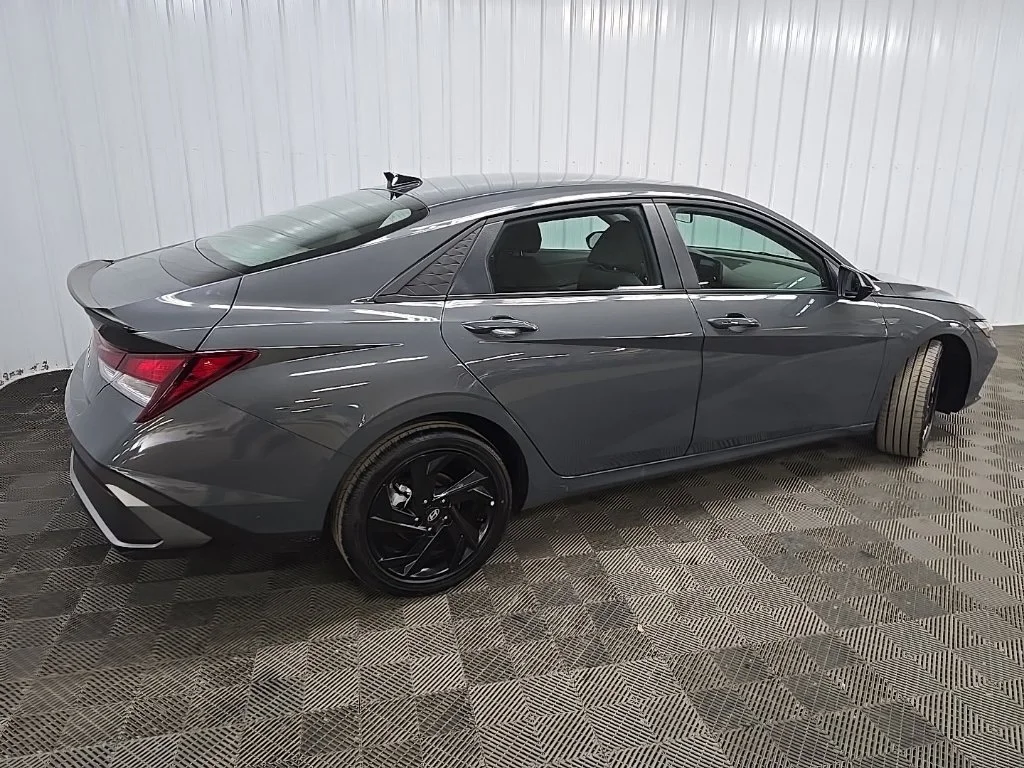 New 2026 Gray Hyundai SEL Sport image 3