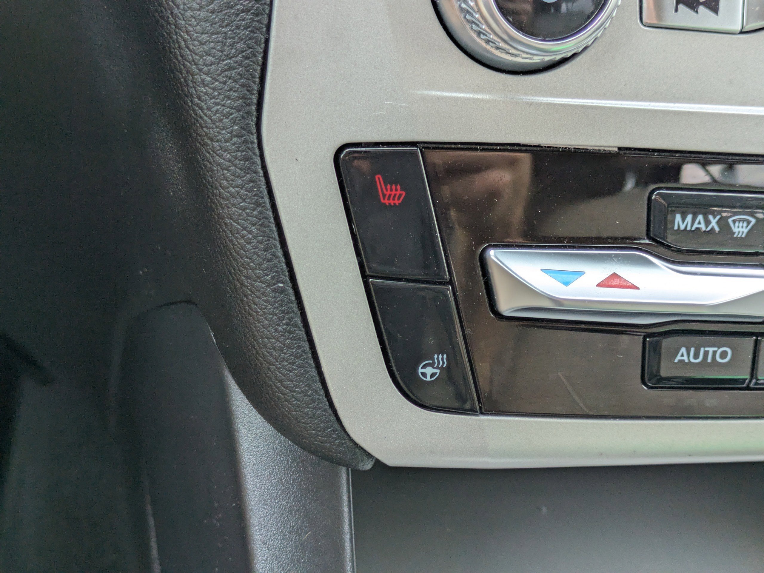 Used 2023 Oxford White Ford XLT image 29