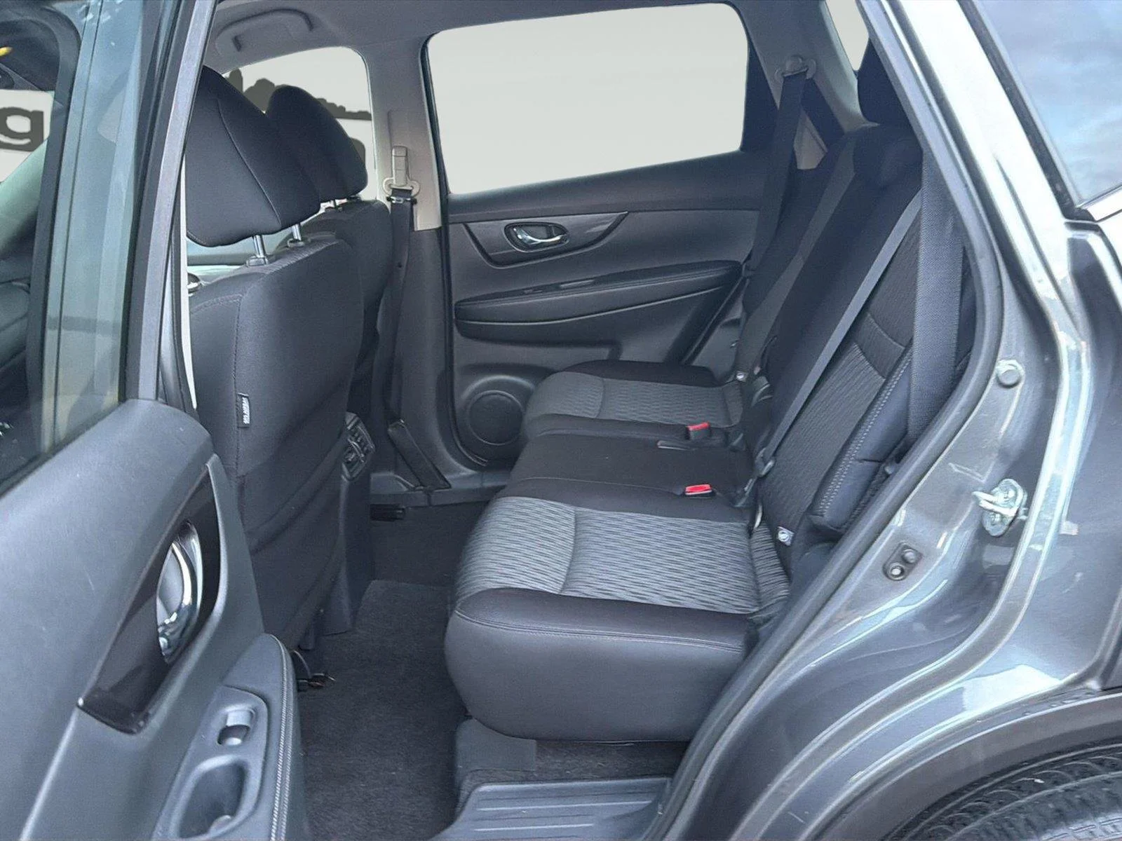 Used 2018 Gun Metallic Nissan SV image 24