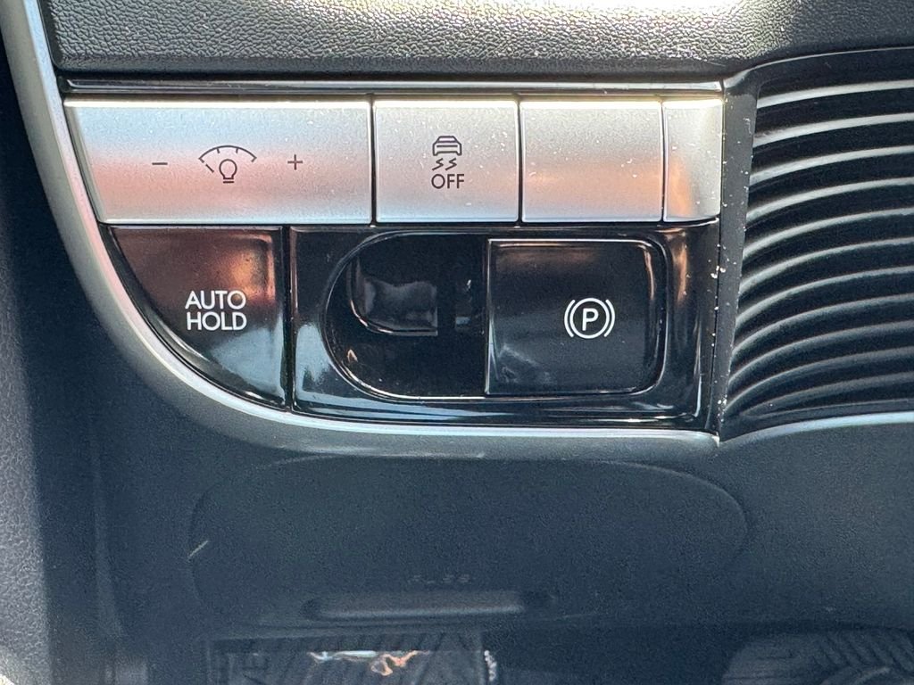 Certified Used 2024 Green Hyundai SE image 22