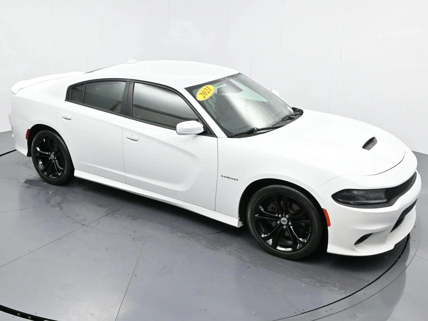 Used 2021 White Knuckle Clearcoat Dodge R/T image 31