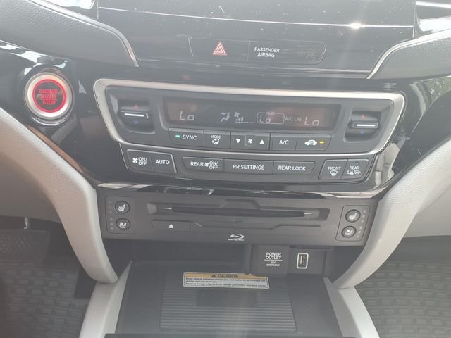 Used 2020  Honda Elite image 27