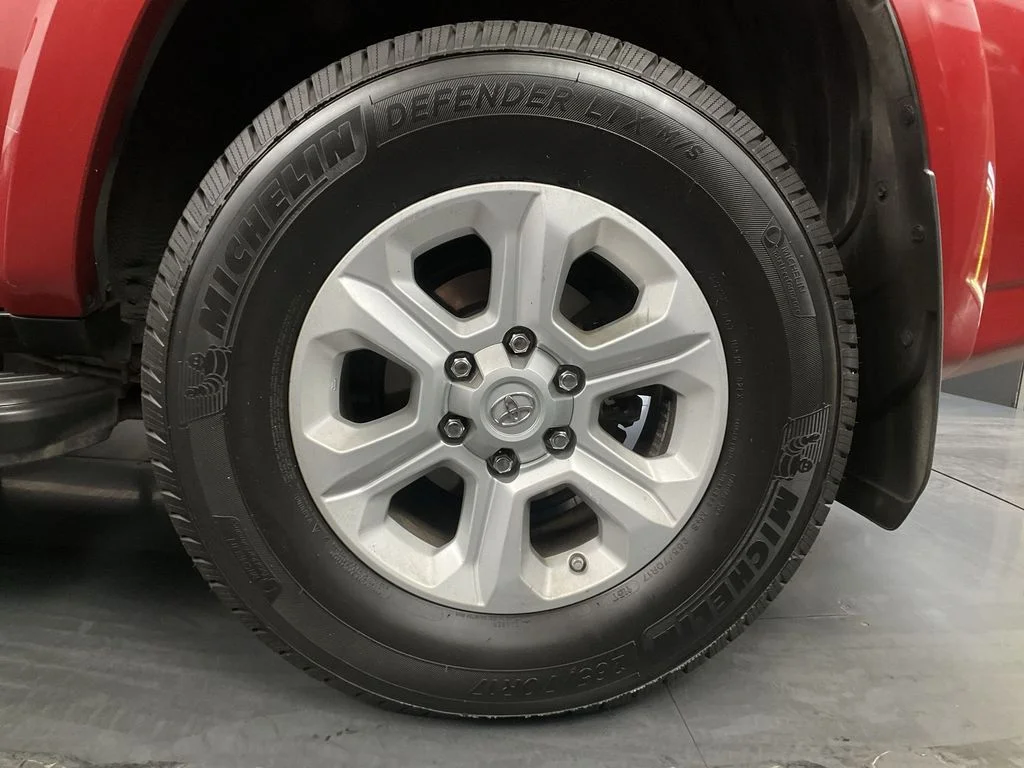 Used 2016 Barcelona Red Metallic Toyota SR5 Premium image 25