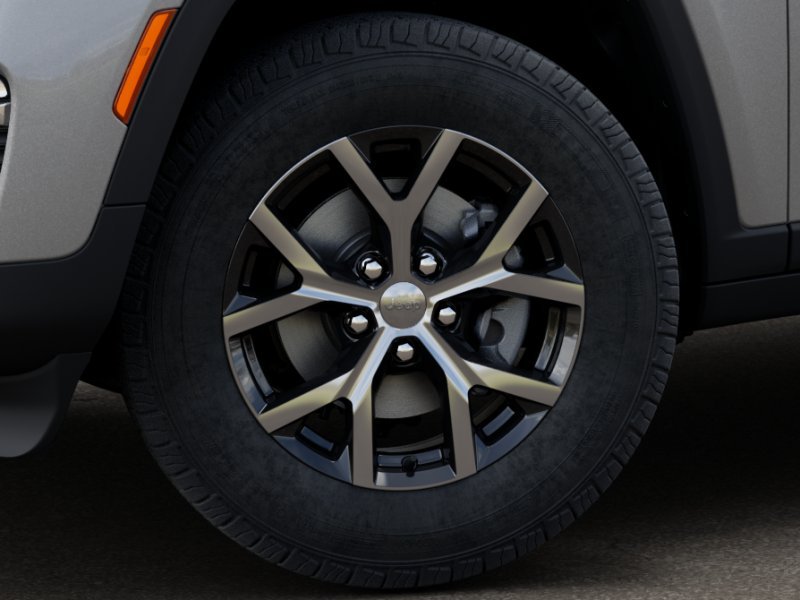 New 2025 Silver Zynith Exterior Paint Jeep Limited image 49