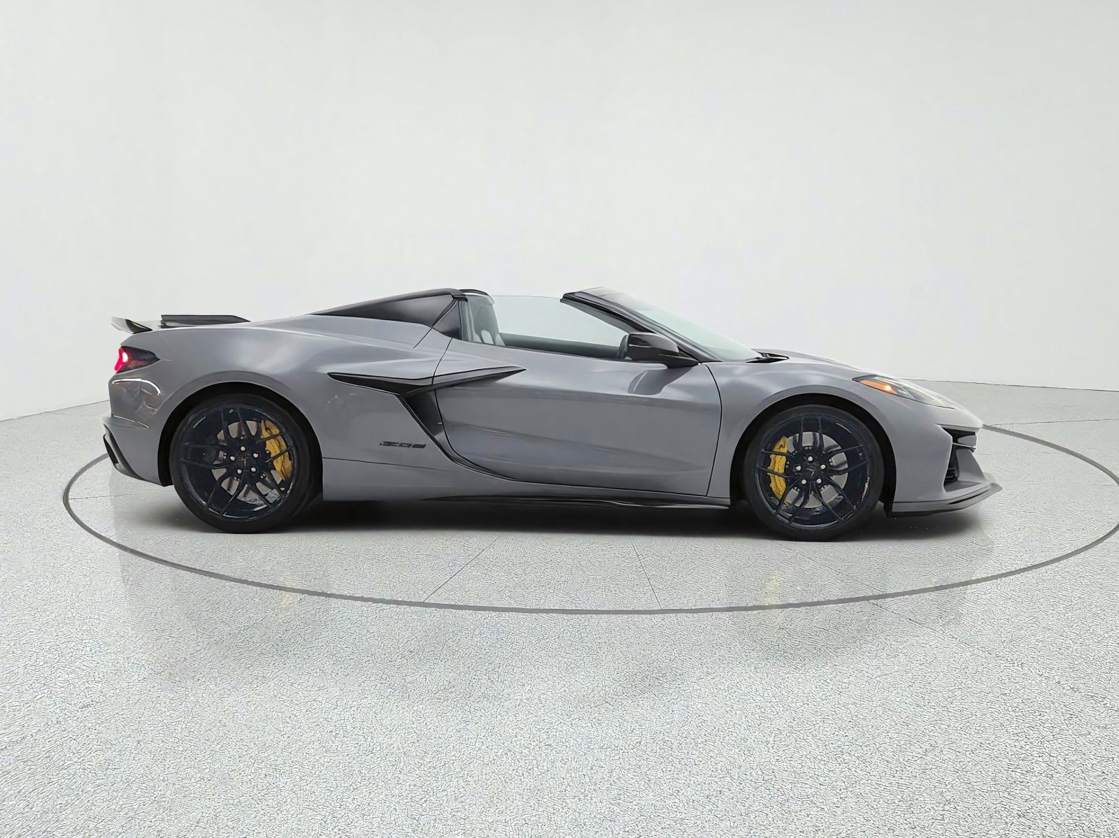 Used 2025 Sea Wolf Gray Tricoat Chevrolet 2dr Z06 Conv w/3LZ image 4