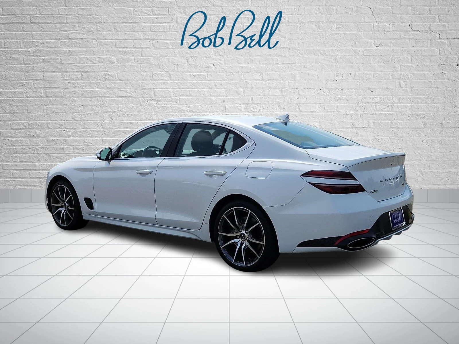 Used 2022 White Genesis 3.3T image 4
