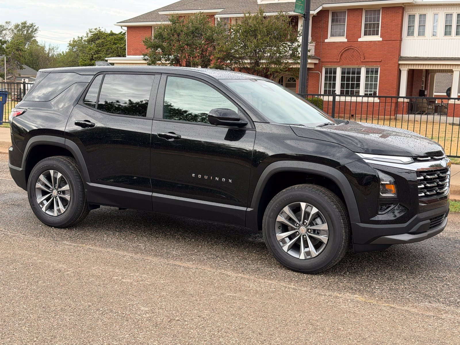 2027 Chevrolet Equinox LT - Photo 2