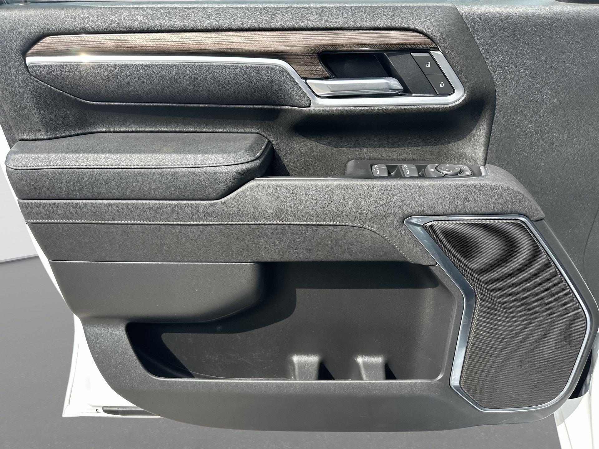 2025 Chevrolet Silverado 2500HD LT - Photo 22