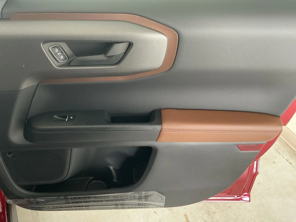 New 2026 Ruby Red Metallic Tinted Clearcoat Ford Outer Banks® image 28
