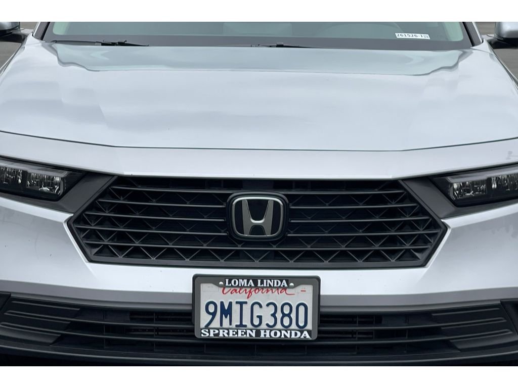 Certified Used 2024 Solar Silver Metallic Honda LX image 40