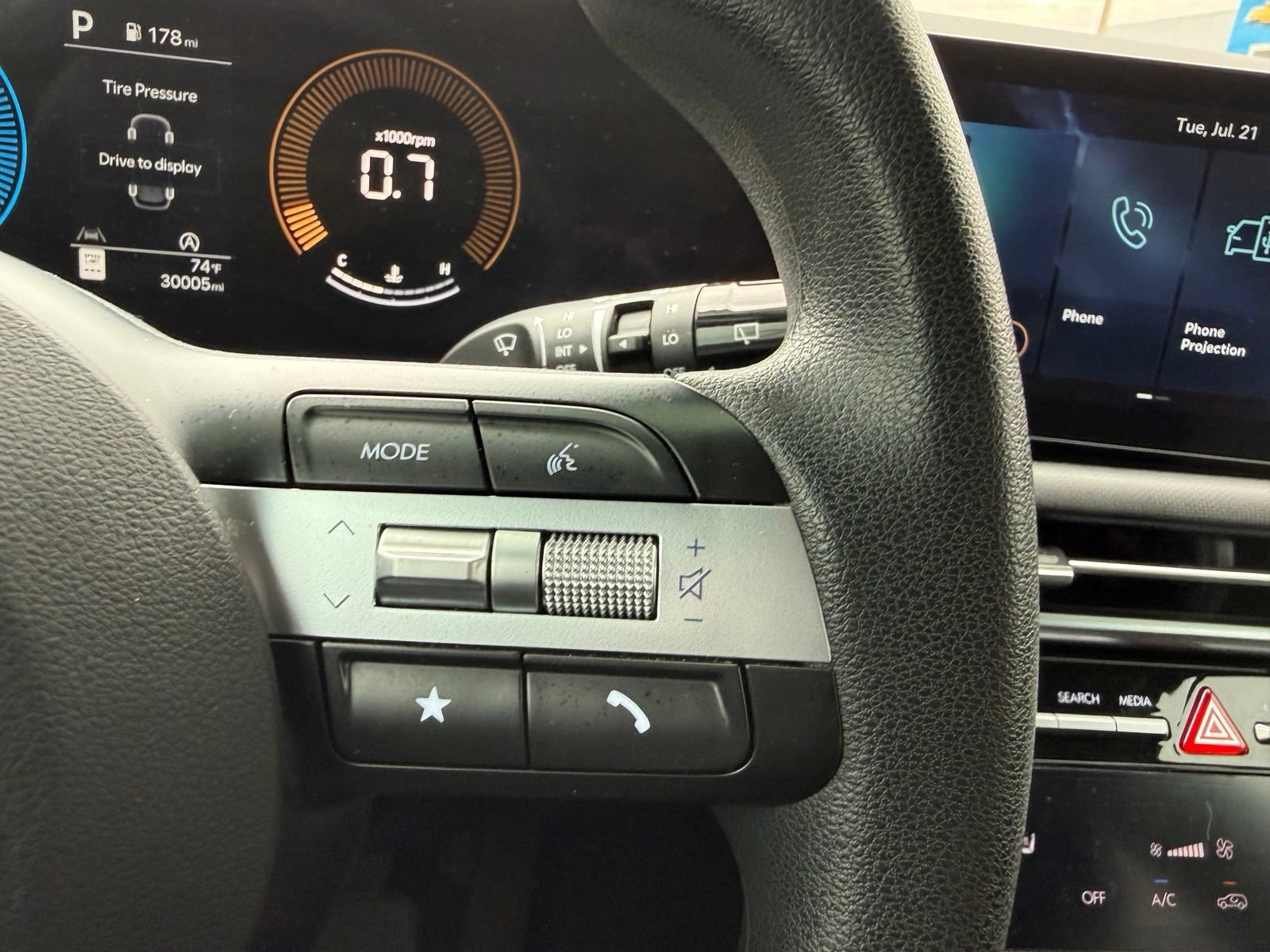 2025 Hyundai Tucson SEL - Photo 18