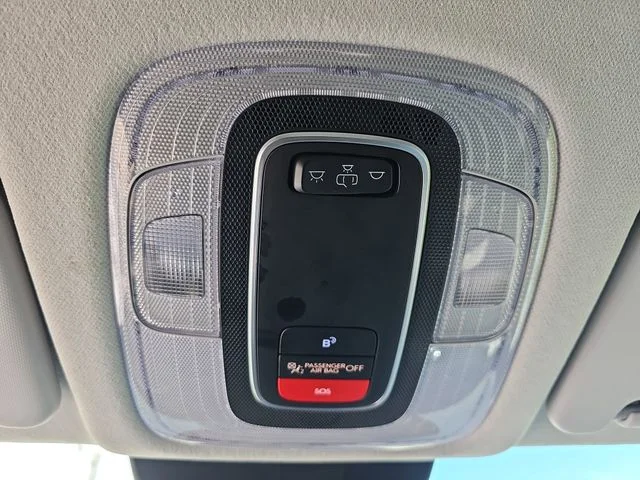 Used 2025 Red Hyundai SEL image 25