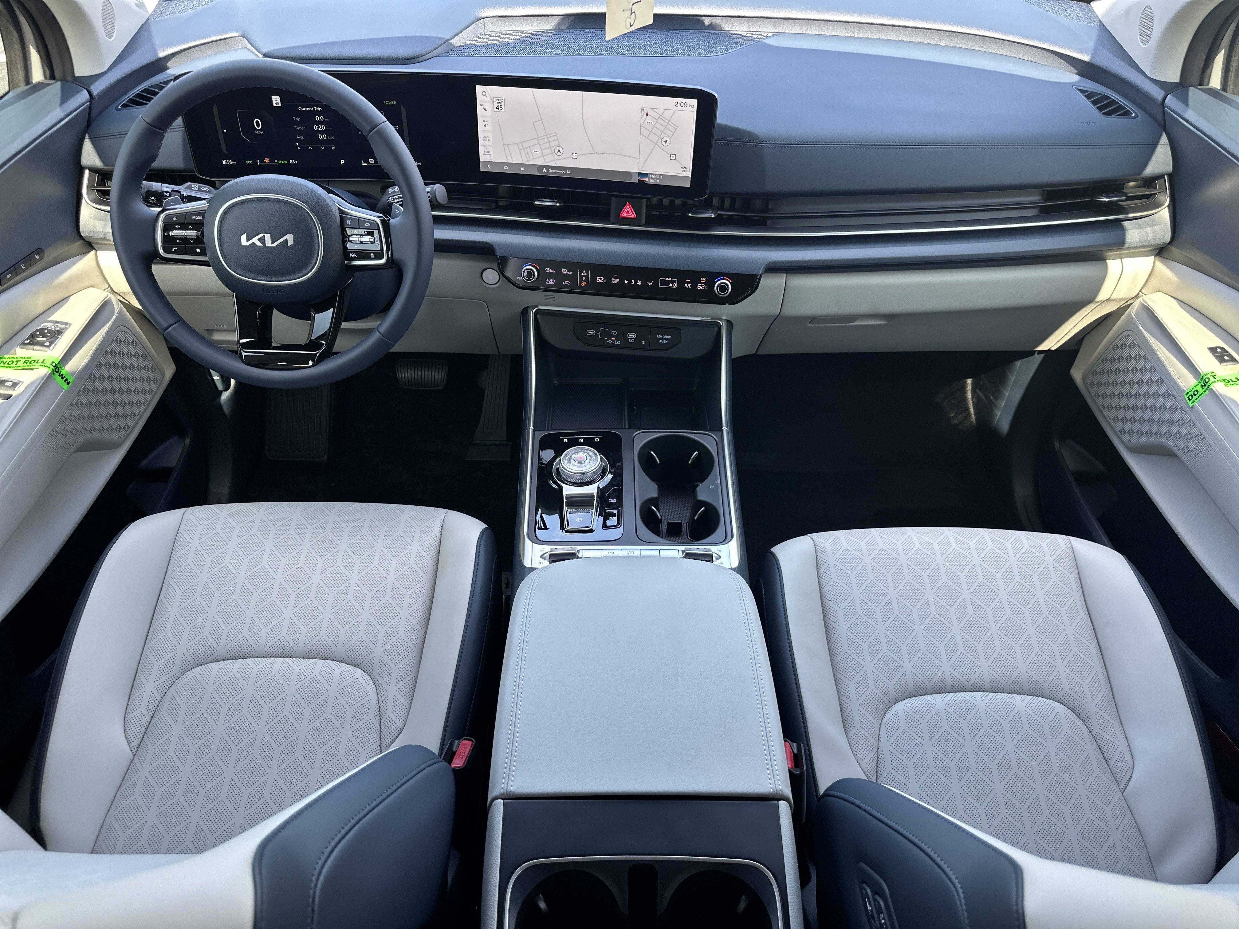 New 2026 Ceramic Silver Kia SX image 27