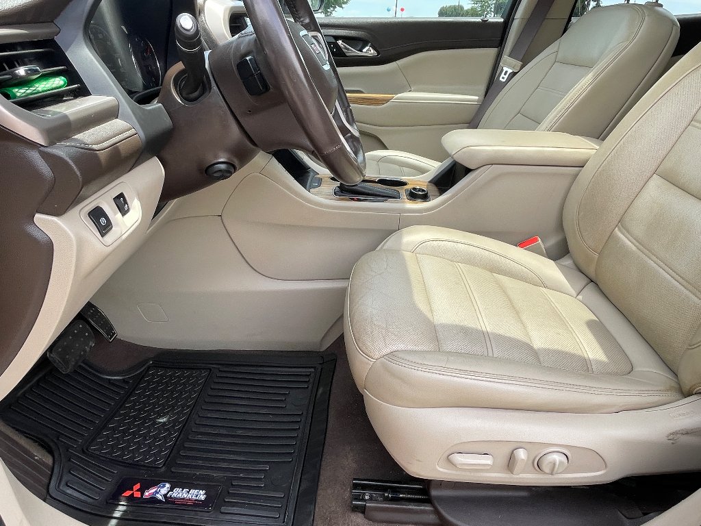 Used 2019 Red Quartz Tintcoat GMC Denali image 15