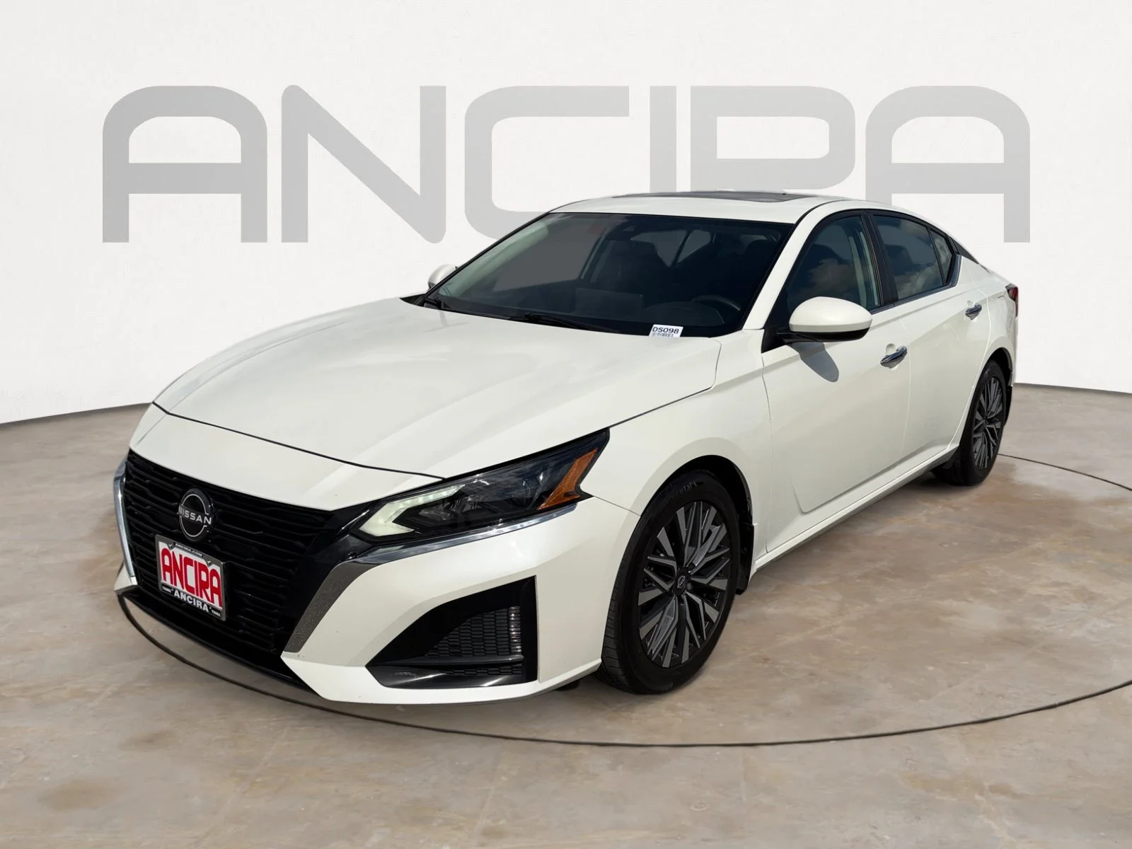 Used 2023 Pearl White Tricoat Nissan 2.5 SV image 6
