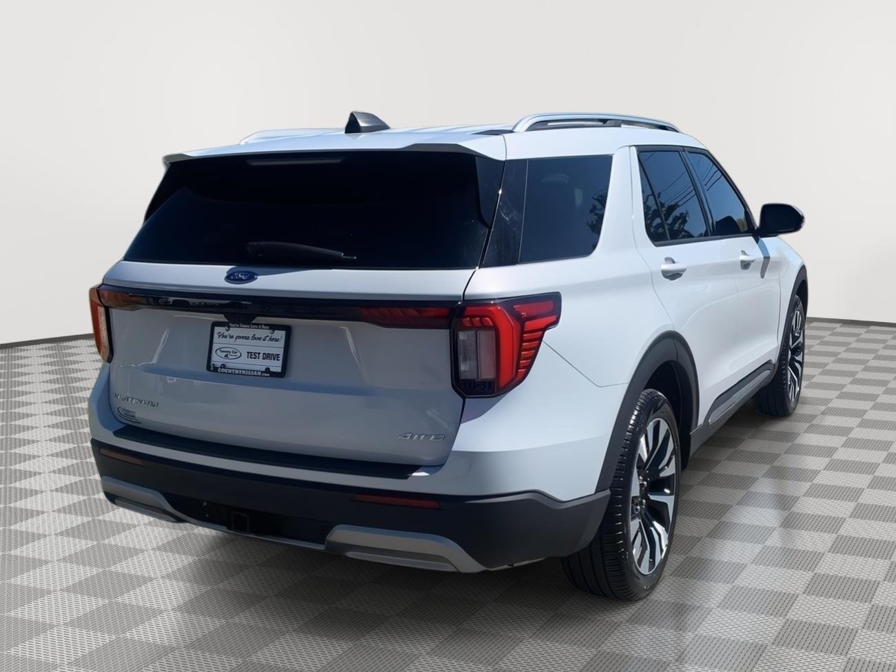 Used 2025 Space White Ford Platinum image 5