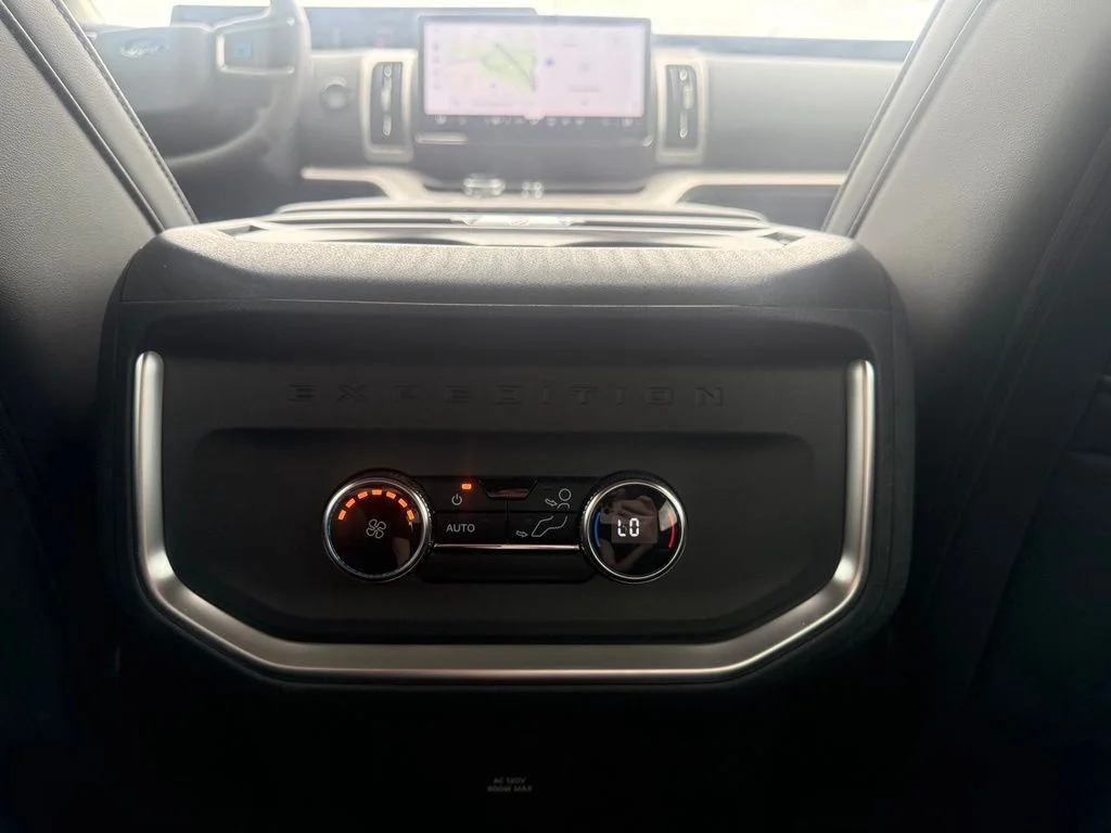 New 2026 Space Silver Metallic Ford MAX Active image 41