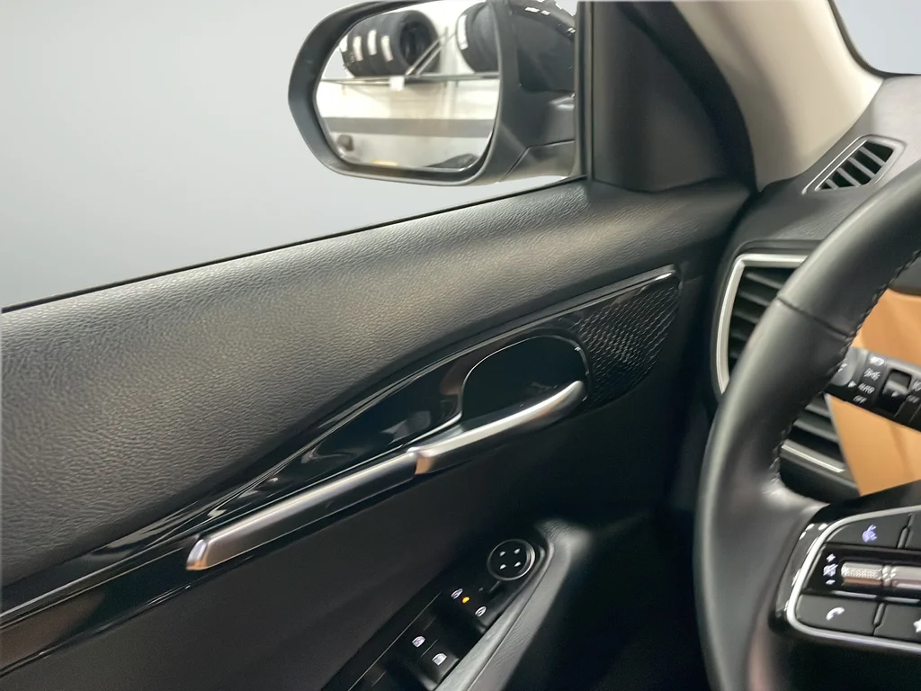 Used 2026 Black Kia EX image 32