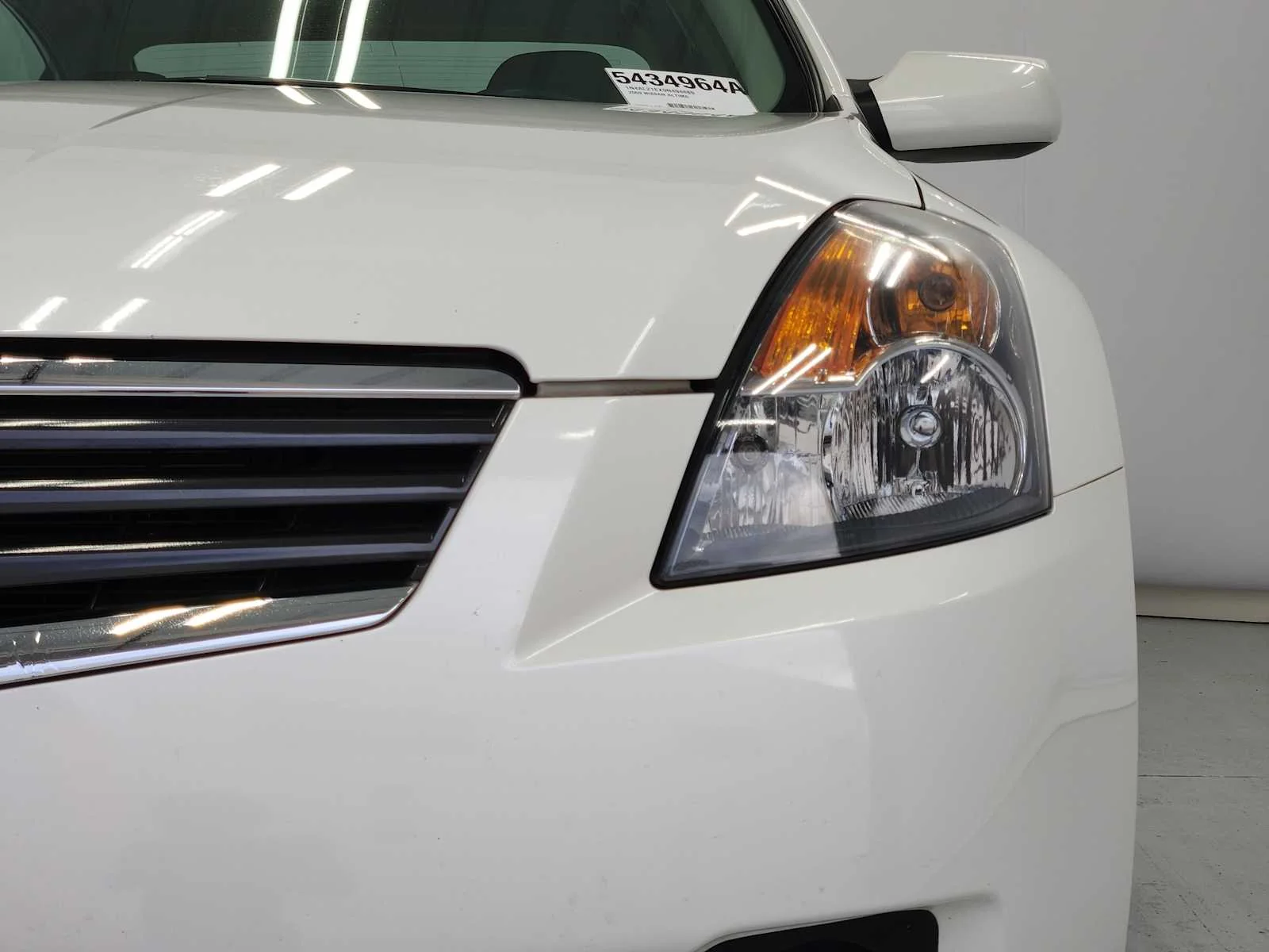 Used 2009 Winter Frost Pearl Nissan 2.5 SL image 7