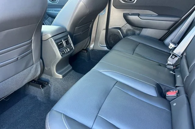 New 2026 ICE SILVER METALLIC Subaru Limited image 9