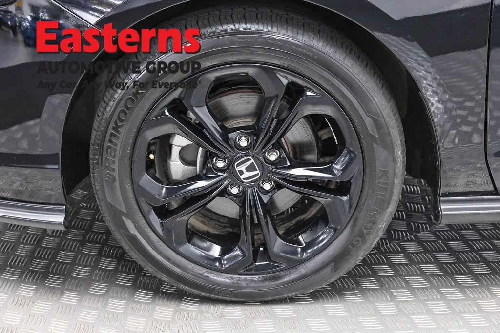 Used 2025 Black Honda SE image 28