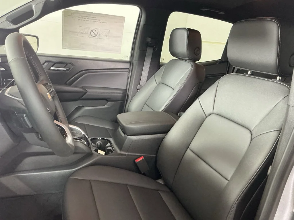 New 2026 Gray Chevrolet LT image 5