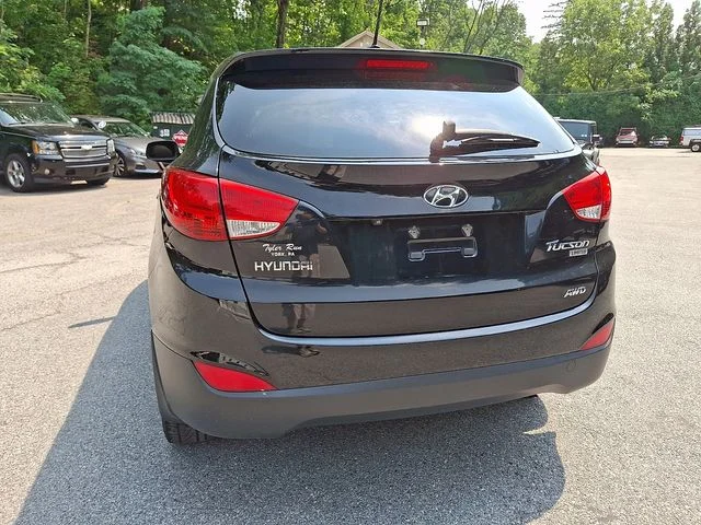 Used 2011 Gray Hyundai Limited image 9