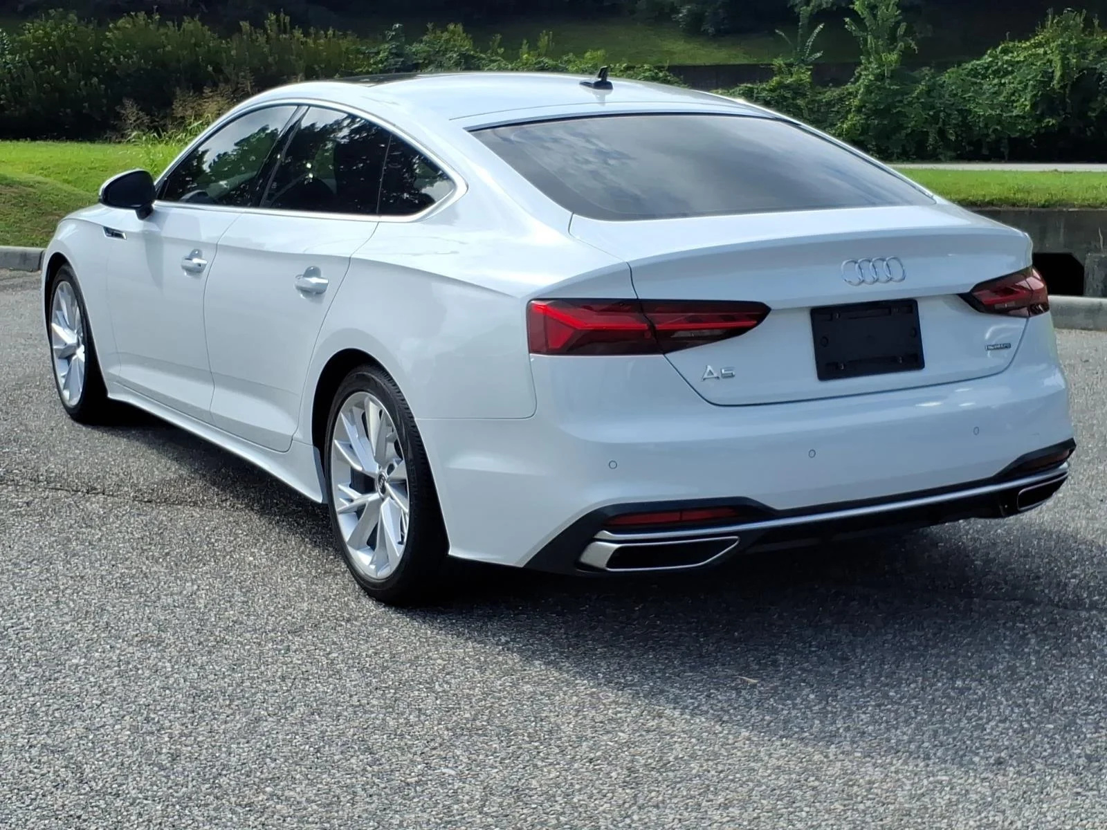 Used 2022 Glacier White Metallic Audi Premium image 10