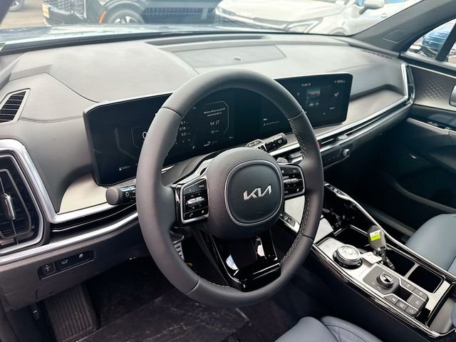 2025 Kia Sorento SX Prestige Hybrid - Photo 9