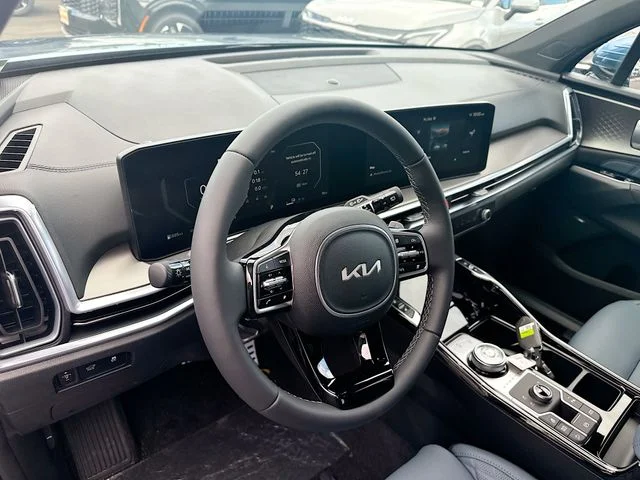2025 Kia Sorento SX Prestige Hybrid - Photo 9